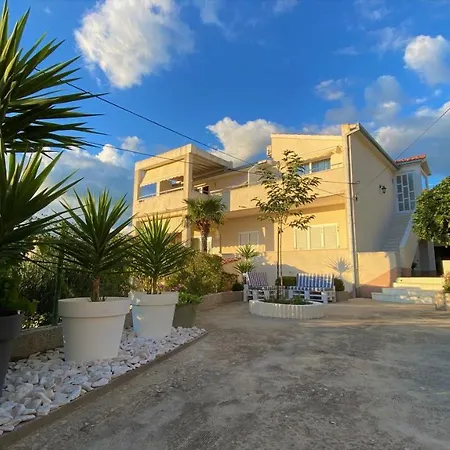 Center Exclusive Seaview For 4 Appartement *