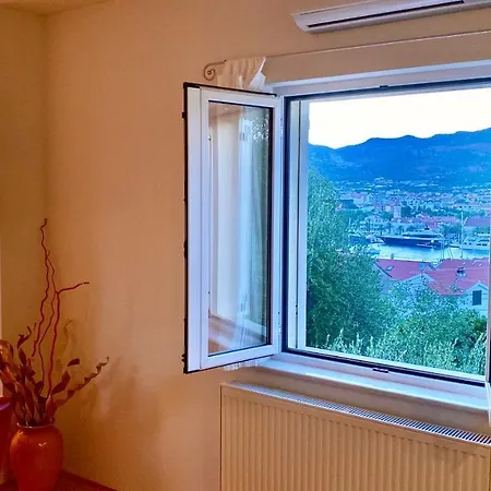 Center Exclusive Seaview For 4 Appartement *