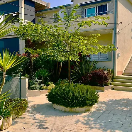 Center Exclusive Seaview For 4 Appartement