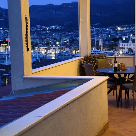 Center Exclusive Seaview For 4 Апартаменти